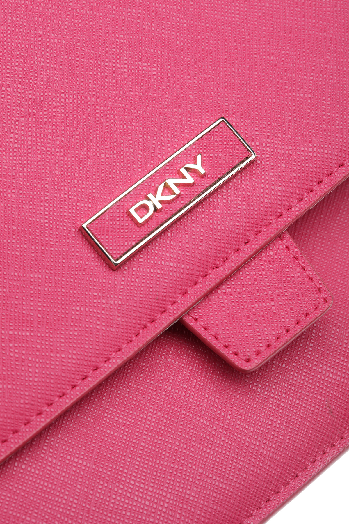 Pink-Handbag-Product-Photography