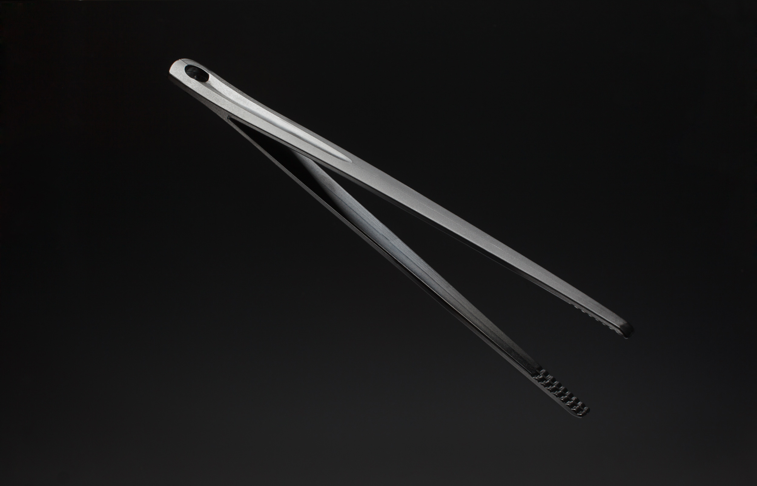 tongs-utensil-product-photography